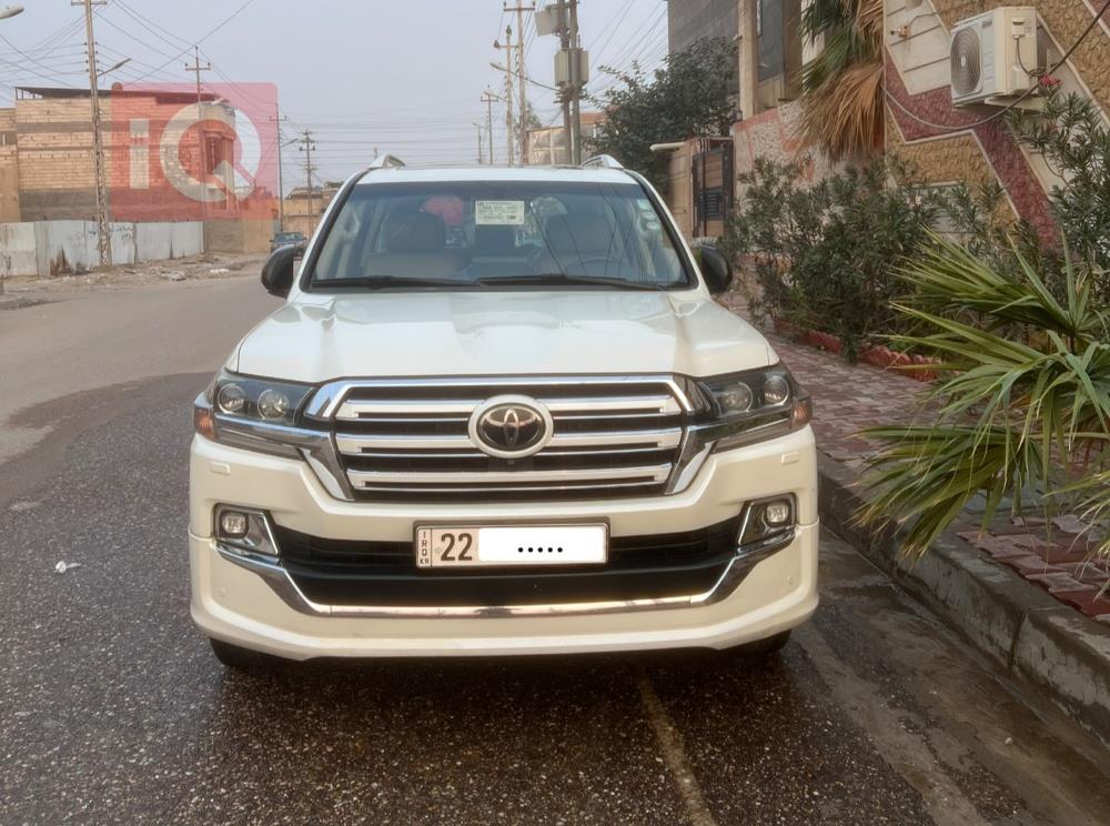 تويوتا لاندكروزر